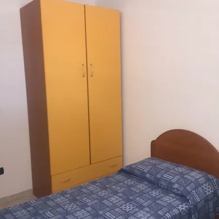 Le Castella *